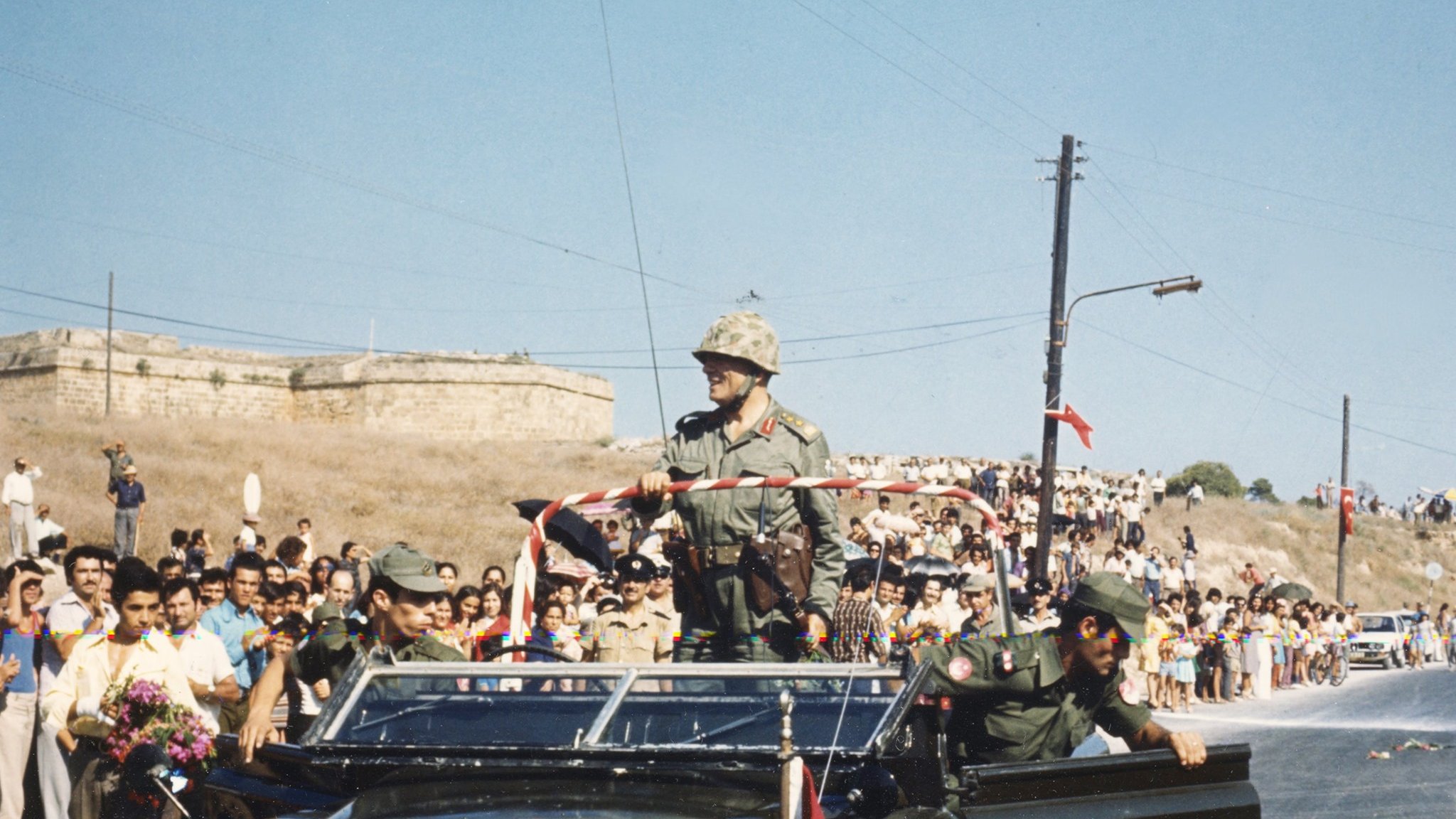 15 Ağustos 1974 – Mehmetçik Gazimağusa kalesine girerken